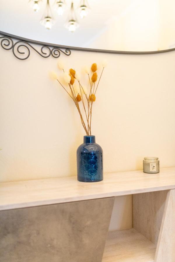 Niovi, Stylish Apartment Near The Waterfront Thessaloníki Ngoại thất bức ảnh